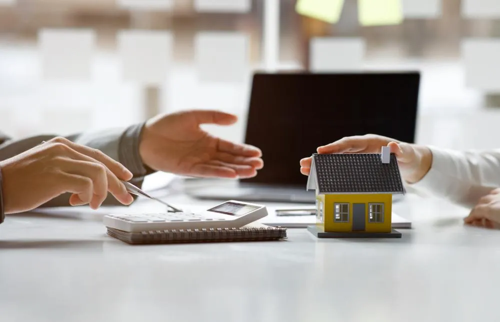 Preço de imóveis residenciais sobe 0,58% em setembro, abaixo da inflação, diz FipeZap
